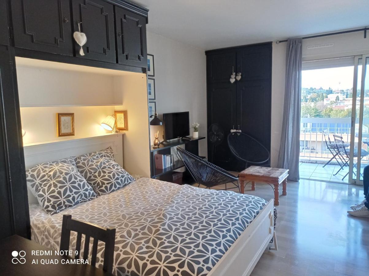 Apartamento Jardins Du Pont Du Lys Juan-les-Pins Exterior foto