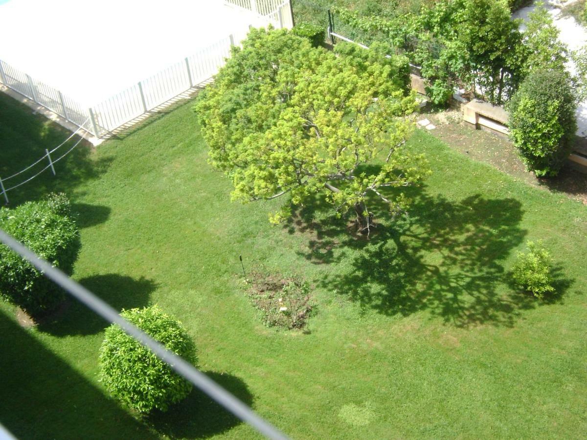 Apartamento Jardins Du Pont Du Lys Juan-les-Pins Exterior foto